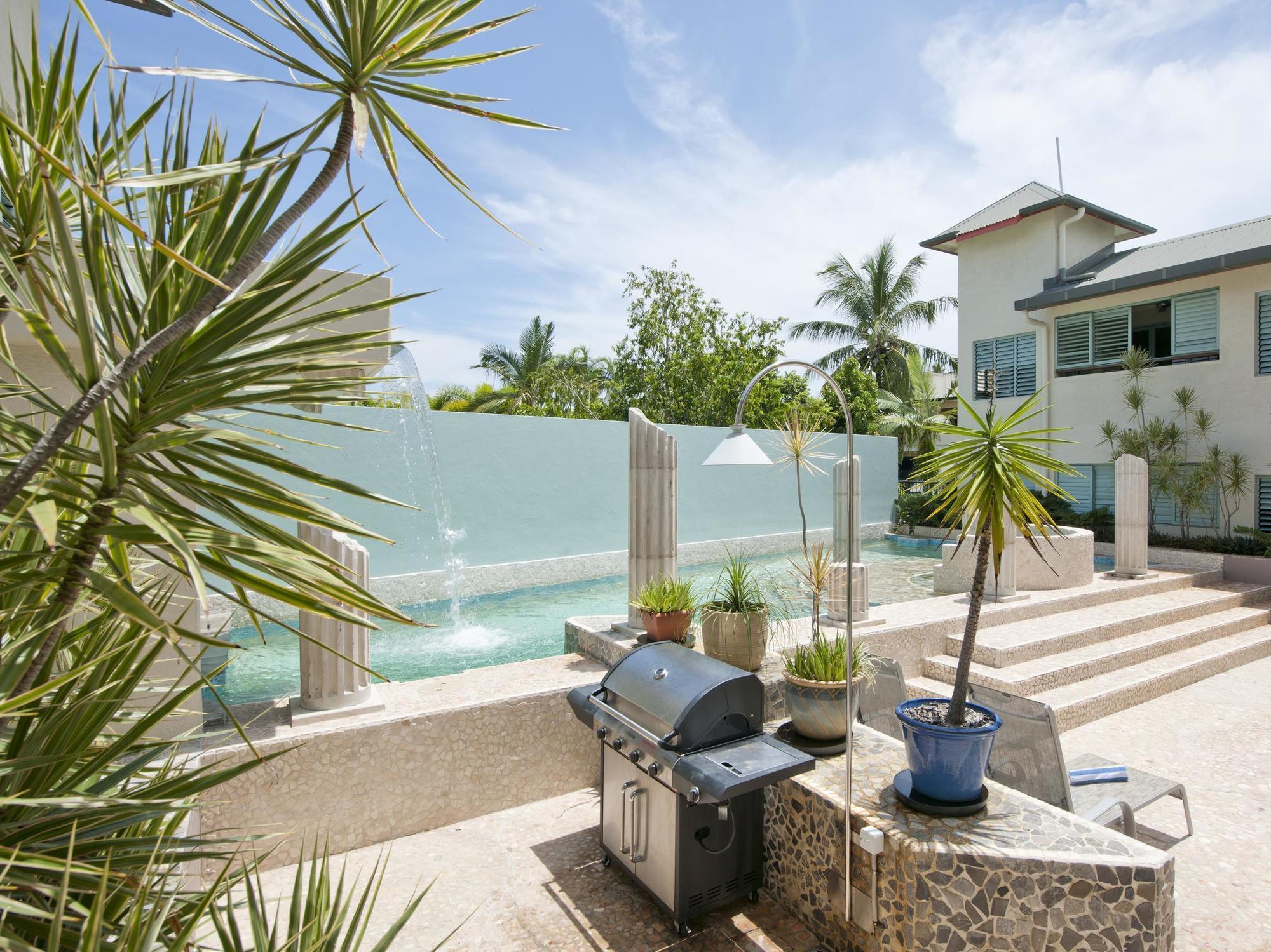 Mantra In The Village Port Douglas Rum bild